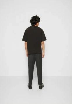 Holzweiler RANGER OSLO TEE - Basic T-shirt - Black -Holzweiler shop 0e4685c1b06141f38defac6ae2c65d6a