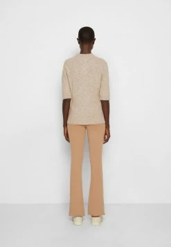 Holzweiler Basic T-shirt - Taupe -Holzweiler shop 106b1bea1424405eb4be8e58b203573a