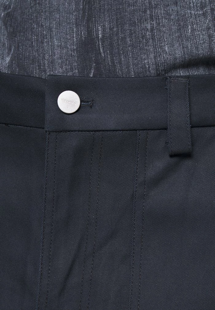 NEIL WORKER TROUSER - Trousers - black Holzweiler NEIL WORKER TROUSER - Trousers - Black -Holzweiler shop 178ac2c7142a40838a238803095ababa