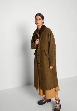 Holzweiler DIANA COAT - Classic Coat - Brown 7 Holzweiler DIANA COAT - Classic Coat - Brown -Holzweiler shop 1fc510d428e74b7b9fc06bd84ac0d853