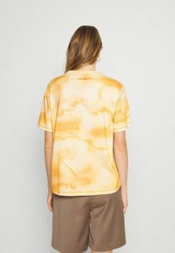 Holzweiler RUSH TEE - Print T-shirt - Yellow -Holzweiler shop 26850bce398b4b7eae95040edcacc4e6