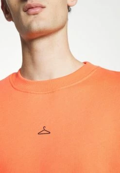 Holzweiler HANGER CREW UNISEX - Sweatshirt - Coral 7 Holzweiler HANGER CREW UNISEX - Sweatshirt - Coral -Holzweiler shop 2731a49bb44f4e0eaf93bd7f59ff27a5