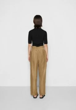 Holzweiler SMOOTH - Print T-shirt - Black -Holzweiler shop 2c16b2d988d041b59d615971fa312e95