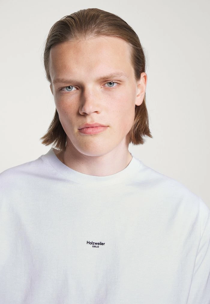 OSLO TEE - Basic T-shirt - white Holzweiler OSLO TEE - Basic T-shirt - White -Holzweiler shop 2ff22a9ff0994e99976fdd5903701406