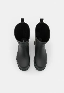 Holzweiler SOGNSVANN LOW BOOTS - Wellies - Black 13 Holzweiler SOGNSVANN LOW BOOTS - Wellies - Black -Holzweiler shop 3181363ada964c799bf25c2aaca6b3fa