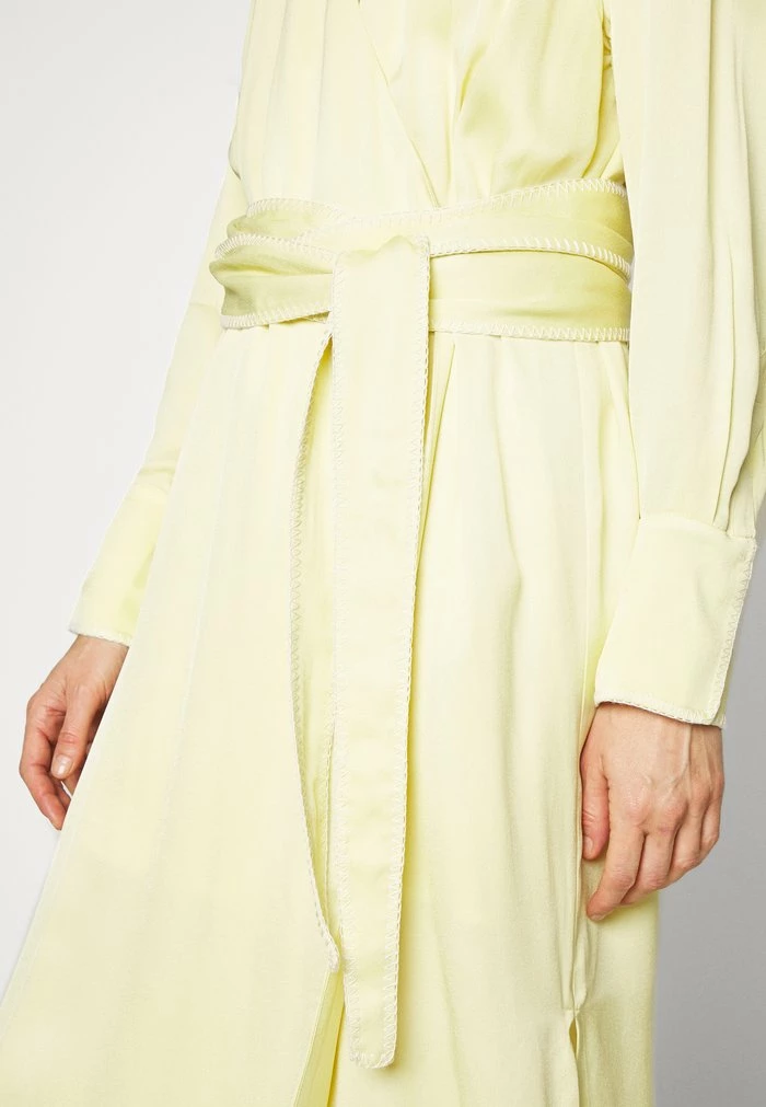 WANDER DRESS - Maxi dress - yellow Holzweiler WANDER DRESS - Maxi Dress - Yellow -Holzweiler shop 31e28a640299404e9a11562421aa9630