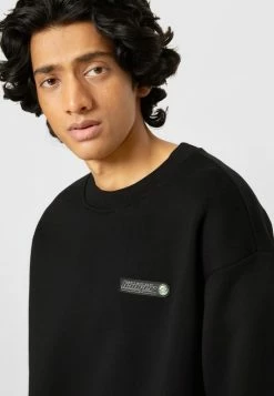 Holzweiler HANGER CHROME CREW - Sweatshirt - Black 8 Holzweiler HANGER CHROME CREW - Sweatshirt - Black -Holzweiler shop 3235338f67994e87b6783f9d96fcc83d