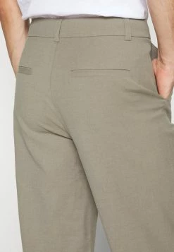 Holzweiler LOPA TROUSER - Trousers - Khaki 6 Holzweiler LOPA TROUSER - Trousers - Khaki -Holzweiler shop 337e3acdbd914069b7331a00349a0614