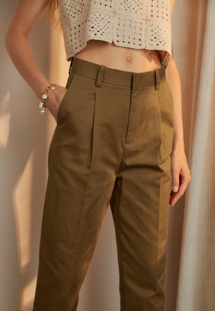 MAIA TROUSER - Trousers - camel Holzweiler MAIA TROUSER - Trousers - Camel -Holzweiler shop 36820f27bdfe473fa4c020fc204bb537