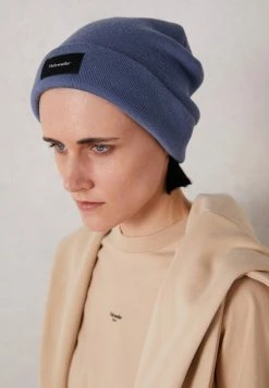 Holzweiler WAKE BEANIE - Beanie - Mid Blue -Holzweiler shop 389ae7b4090045bb9f1dfd4bcd35fcbd