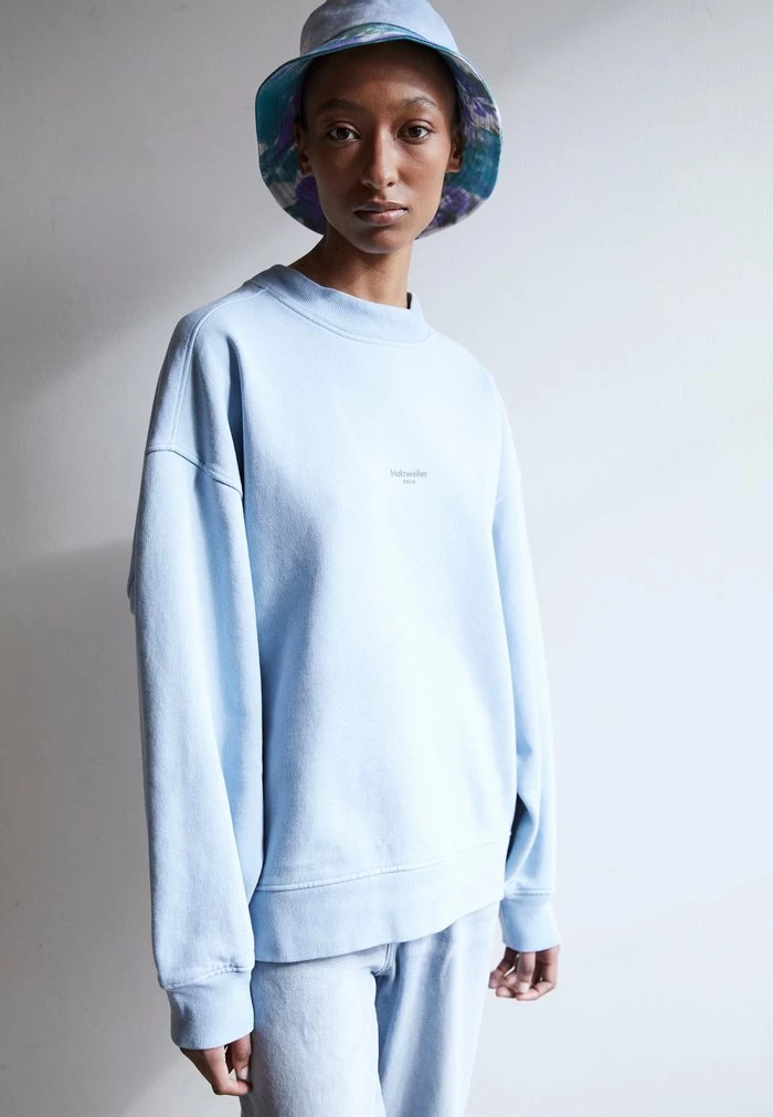 MEZZANINE OSLO CREW - Sweatshirt - light blue Holzweiler MEZZANINE OSLO CREW - Sweatshirt - Light Blue -Holzweiler shop 395024b44355480fb7857338cdd8b900