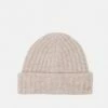 Holzweiler ERICA BEANIE - Beanie - Sand -Holzweiler shop 3ac9ca1174e144f19f7d77677ecb1385