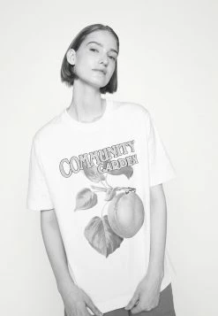 Holzweiler KJERAG PEACH TEE - Print T-shirt - Ecru -Holzweiler shop 3aded3a71e5a4eedb58062174fe51d3d