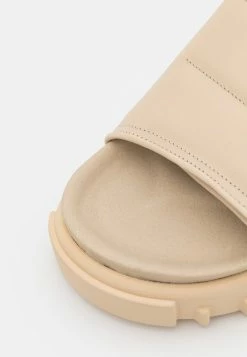 Holzweiler HOLMEN - Mules - Ecru 8 Holzweiler HOLMEN - Mules - Ecru -Holzweiler shop 3d33868edadf494ebb22cf4042f92dab