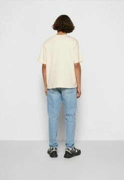 Holzweiler SALT PRINT TEE - Print T-shirt - Ecru -Holzweiler shop 3e6fbdbb504345a1a82f642dc84d2721