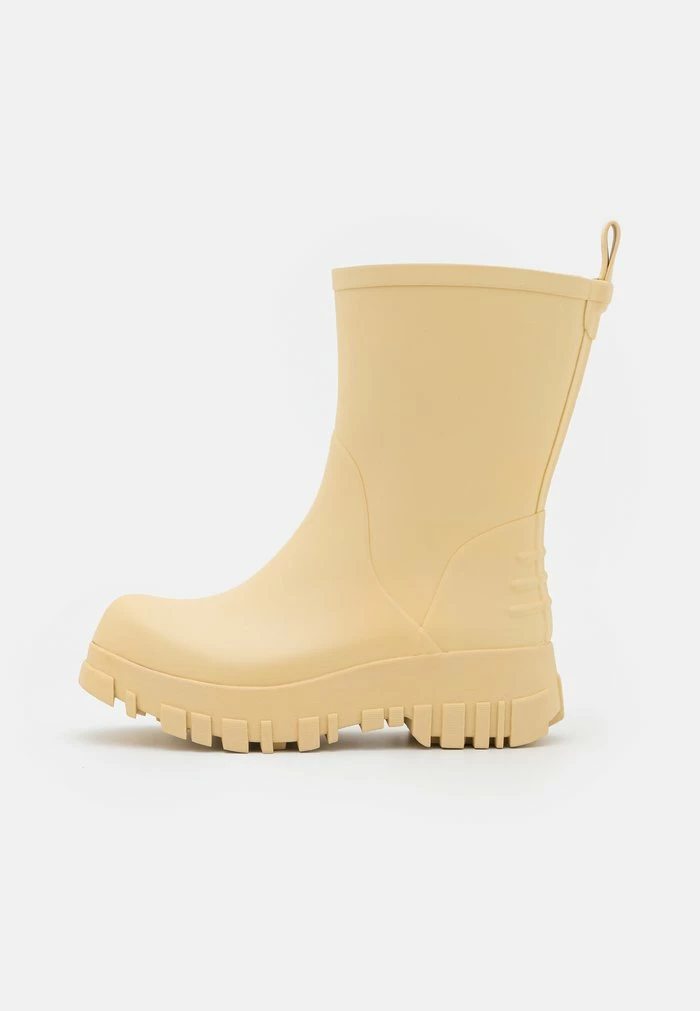 SOGNSVANN LOW BOOTS - Wellies - light yellow Holzweiler SOGNSVANN LOW BOOTS - Wellies - Light Yellow -Holzweiler shop 3f0e0f430c8e4a5a9cb02a502a674650