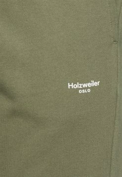 Holzweiler OSLO TROUSER - Tracksuit Bottoms - Army -Holzweiler shop 412603edcd644359b1ec31a3936898e7