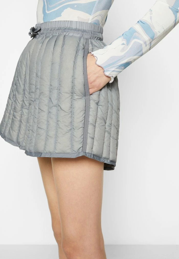 Holzweiler MUSAN - Shorts - Blue Grey 8 Holzweiler MUSAN - Shorts - Blue Grey - Image 6