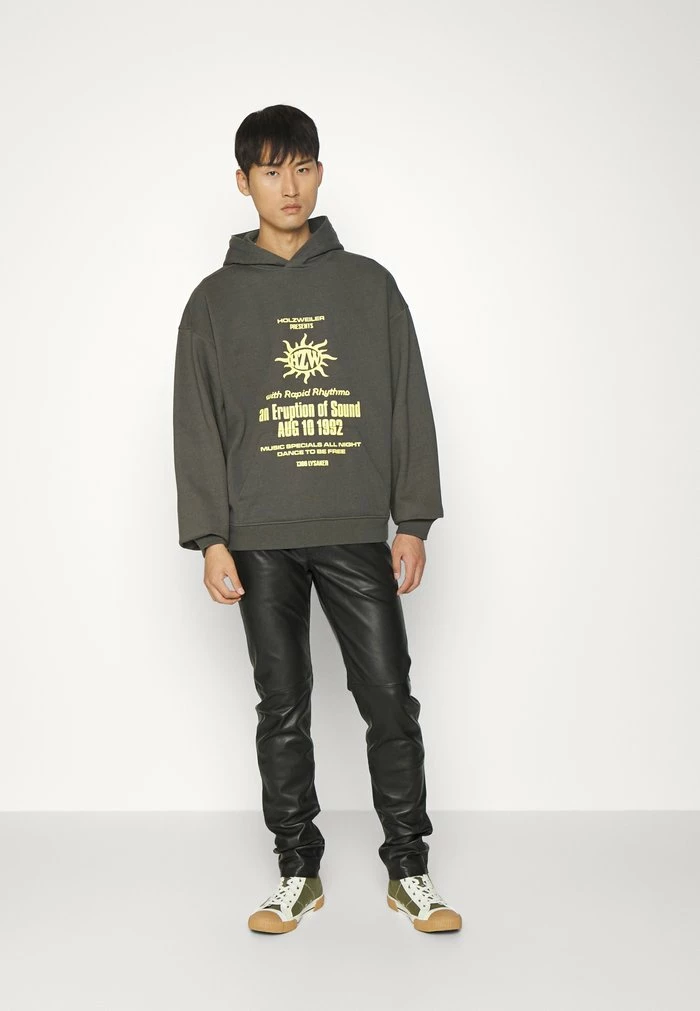 PARADISE FESTIVAL HOODIE - Hoodie - dark grey Holzweiler PARADISE FESTIVAL HOODIE - Hoodie - Dark Grey -Holzweiler shop 44b6aee0896944e79bb0ab6b7bc1f74c