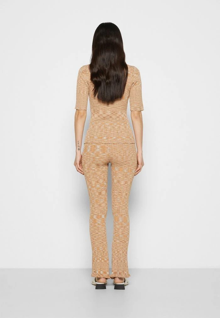 DAHLIA - Trousers - orange Holzweiler DAHLIA - Trousers - Orange -Holzweiler shop 490d36e5fee649b4bfe4e32f3365a82d