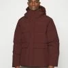 Holzweiler DOVRE JACKET - Down Jacket - Burgundy Red 2 Holzweiler DOVRE JACKET - Down Jacket - Burgundy Red -Holzweiler shop 4a5ad0e2e3504070a8e0077722424581