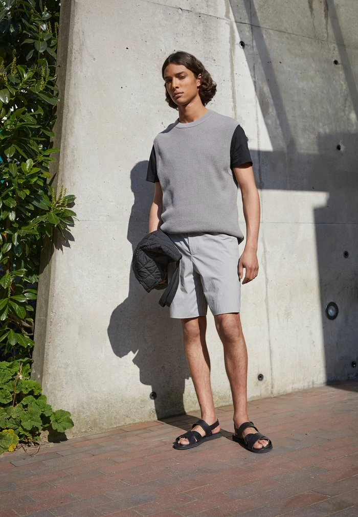 Holzweiler LOLA - Shorts - Lt. Grey 3 Holzweiler LOLA - Shorts - Lt. Grey