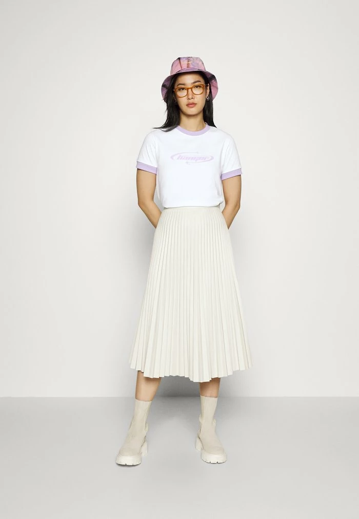 HANGER CROP TEE - Print T-shirt - white Holzweiler HANGER CROP TEE - Print T-shirt - White -Holzweiler shop 4e80b97a4c5c4295a532a1b7f974d41b