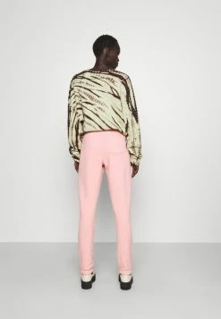 Holzweiler GABBY TROUSER - Tracksuit Bottoms - Pink 4 Holzweiler GABBY TROUSER - Tracksuit Bottoms - Pink -Holzweiler shop 4f3758020e5147c2bbbc2210e2089e0c