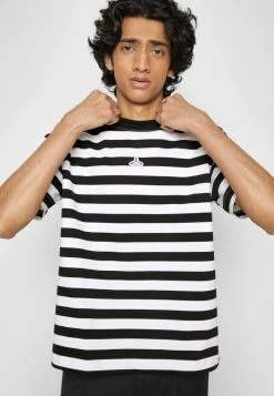 Holzweiler HANGER TEE - Print T-shirt - Black/white 7 Holzweiler HANGER TEE - Print T-shirt - Black/white -Holzweiler shop 51ad457ab1014aff828ae6ddd48cf5bd