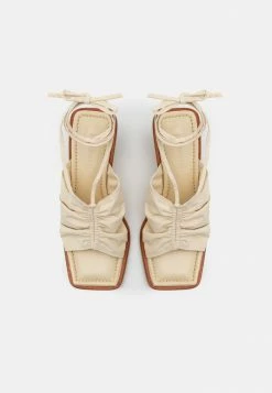 Holzweiler GRO SUMMER - Sandals - Ecru 6 Holzweiler GRO SUMMER - Sandals - Ecru -Holzweiler shop 5210295173f44d7598a74e4723513b18