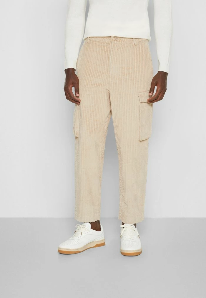 GINO - Cargo trousers - sand Holzweiler GINO - Cargo Trousers - Sand -Holzweiler shop 54bf93212bc54eee9443c9ef5404dc08