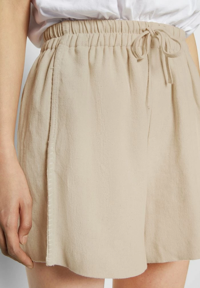 MUSAN STITCH - Shorts - sand Holzweiler MUSAN STITCH - Shorts - Sand -Holzweiler shop 59cc2177c1c647638655526c23aec549