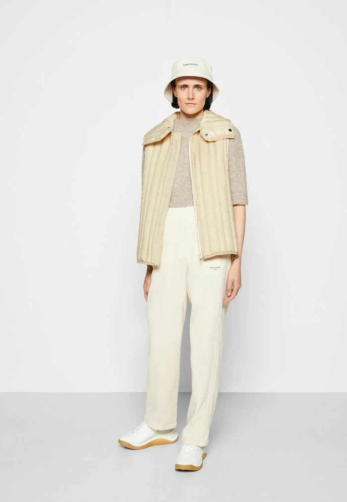 TRANSITION VEST - Waistcoat - ecru Holzweiler TRANSITION VEST - Waistcoat - Ecru -Holzweiler shop 5f543bdb76164589a9ae144b39199687