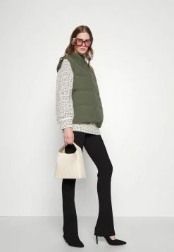 Holzweiler VEST - Waistcoat - Army 6 Holzweiler VEST - Waistcoat - Army -Holzweiler shop 5fb2116bf70840d28aced0c2b63da680