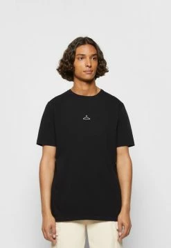 Holzweiler HANGER TEE - Print T-shirt - Black -Holzweiler shop 61017d69eac94533b80fb7e160b8e9bb