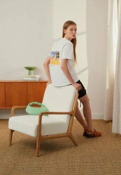 Holzweiler KJERAG NATIONAL TEE - Print T-shirt - White -Holzweiler shop 63d9f2e5991f452fa5d870b61ac4fc29