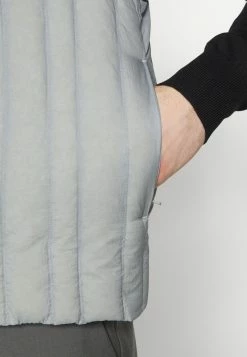 Holzweiler AFF GILET - Waistcoat - Blue Grey -Holzweiler shop 692b7c41a3394ffca1f8ac95060d8aed