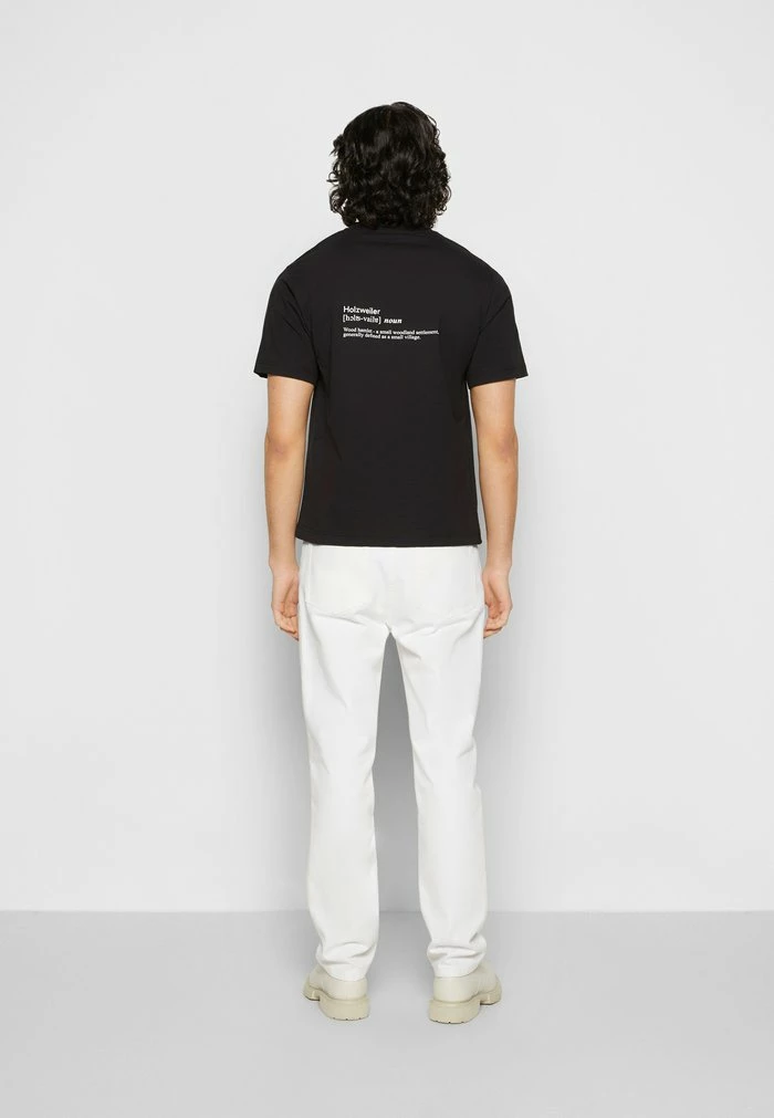 FLEUR WORD TEE UNISEX - Print T-shirt - black Holzweiler FLEUR WORD TEE UNISEX - Print T-shirt - Black -Holzweiler shop 69fe7e1ca1504948a666d72c1b3c3368