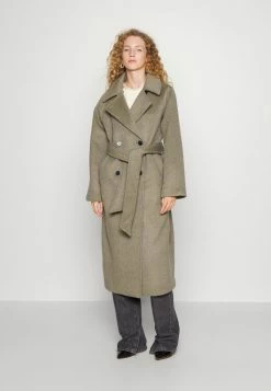 Holzweiler FREIKE COAT - Classic Coat - Green -Holzweiler shop 6e68f21b8ada4ad29ee41f03c578f66e