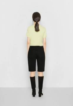 Holzweiler WALK - Denim Shorts - Black 5 Holzweiler WALK - Denim Shorts - Black -Holzweiler shop 718478ca2a69403f9a1e6f6eadd8d79a