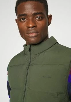 Holzweiler DAFF VEST - Waistcoat - Army -Holzweiler shop 75f23b0523a24069b8852210e8c893ab