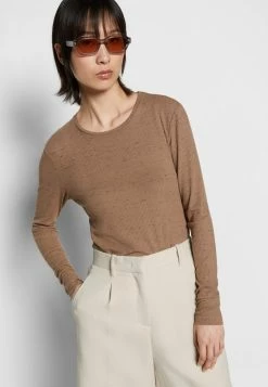 Holzweiler ANGELINA - Shorts - Ecru 7 Holzweiler ANGELINA - Shorts - Ecru -Holzweiler shop 763e74d2966b4a13b271a1af2376f01e