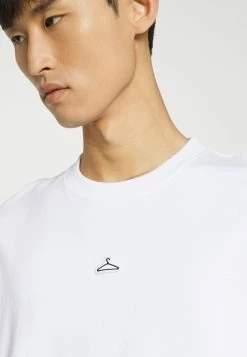 Holzweiler HANGER TEE - Basic T-shirt - White -Holzweiler shop 7817e9ffece041688a7193e9438177f8
