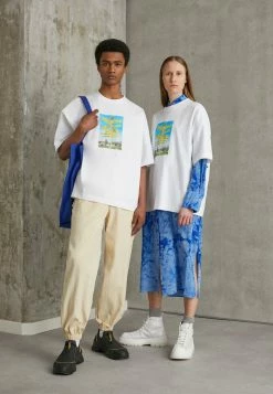 Holzweiler WINGS TOURIST TEE UNISEX - Print T-shirt - White