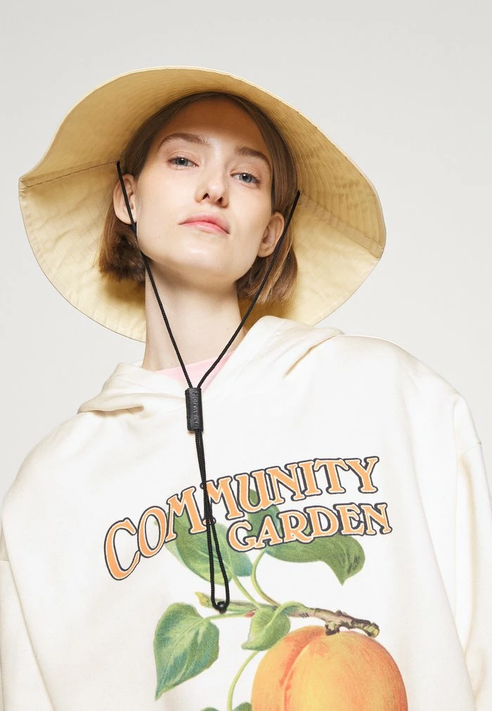 PEACH HOODIE - Sweatshirt - ecru Holzweiler PEACH HOODIE - Sweatshirt - Ecru -Holzweiler shop 8779c6fb975848bdb229a6288c1f5a36