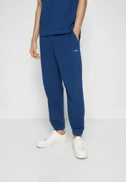 Holzweiler OSLO TROUSER - Tracksuit Bottoms - Navy 4 Holzweiler OSLO TROUSER - Tracksuit Bottoms - Navy -Holzweiler shop 8954854fd39643db96a14b25656e326f