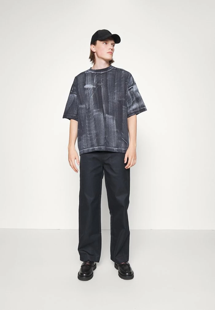 WINGS PAINT TEE - Print T-shirt - black Holzweiler WINGS PAINT TEE - Print T-shirt - Black -Holzweiler shop 896296c794494472bfcec28962ebfc79