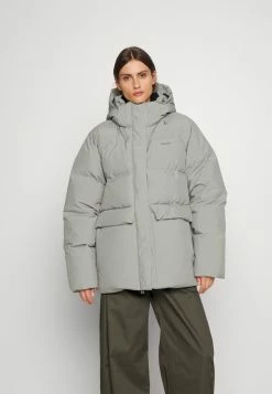 Holzweiler BESSEGGEN JACKET - Down Jacket - Teal