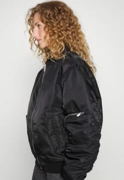 Holzweiler JACKET - Bomber Jacket - Black -Holzweiler shop 8d3f18822dd14ca1884a2ead7244cc9f