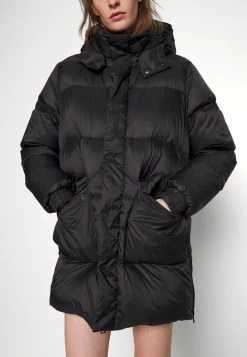 Holzweiler SOL JACKET - Down Coat - Black -Holzweiler shop 8ef1a256ee8b4e6cb8c18c9760544d18